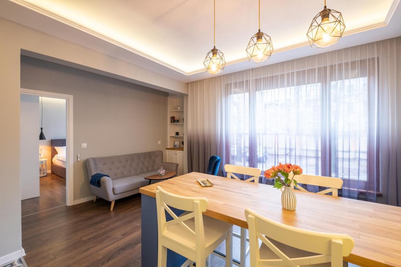 Designer & Cozy 2Bd Flat With A Parking In The City Center By Flat Mаnager София Екстериор снимка