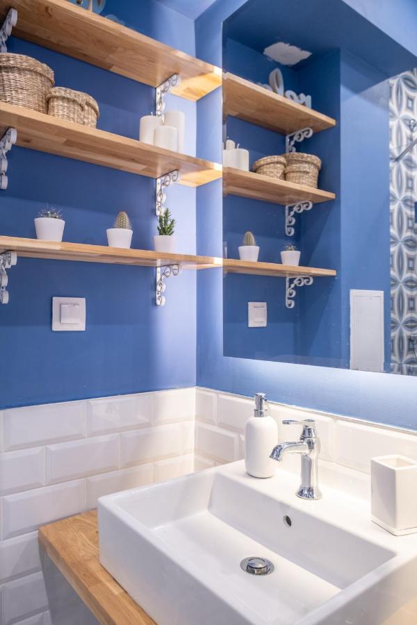 Designer & Cozy 2Bd Flat With A Parking In The City Center By Flat Mаnager София Екстериор снимка