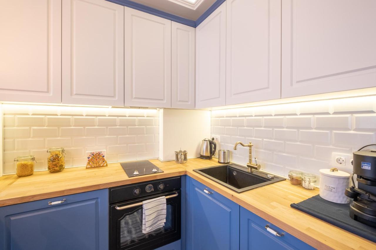 Designer & Cozy 2Bd Flat With A Parking In The City Center By Flat Mаnager София Екстериор снимка